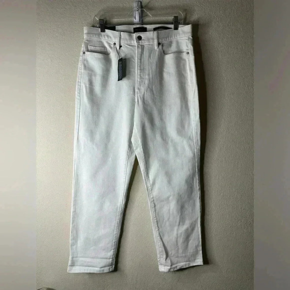 Banana Republic mid rise stretch straight legged white jeans size 31 NWT - Picture 1 of 5